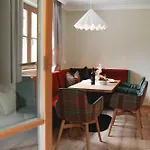Διαμέρισμα Alpenschloessl Boutique & Neustift im Stubaital