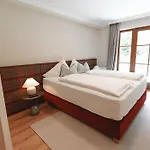 Alpenschloessl Boutique & Neustift im Stubaital