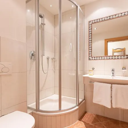 Appartamento Alpenschloessl Boutique & Neustift im Stubaital