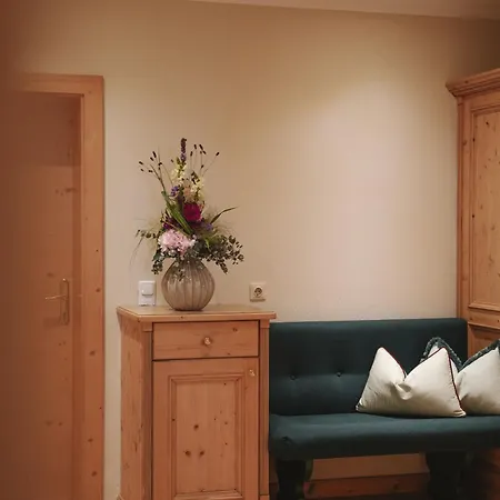 Alpenschloessl Boutique & Appartamento *